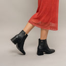 Bota Pegada Feminina em Couro Preto